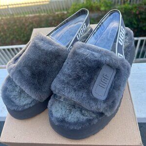UGG Fluff Yeah Slide Size 8